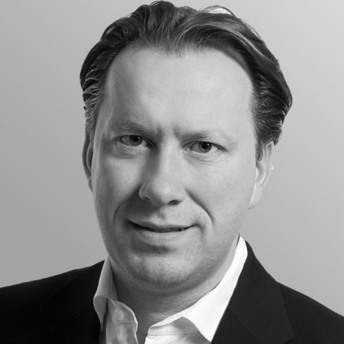 section-person image alt